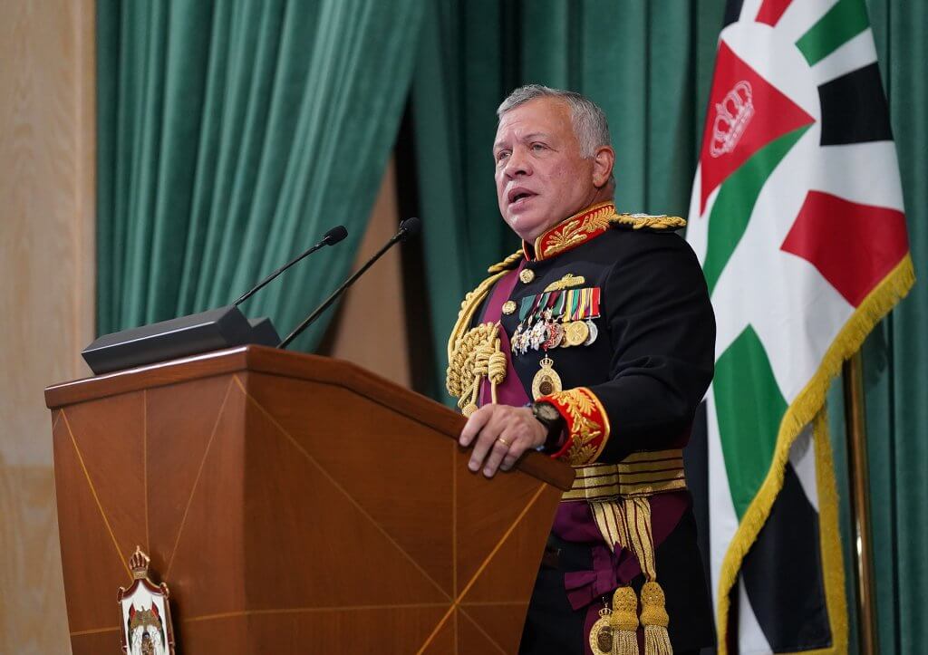 جلالة الملك عبدالله الثاني يلقي خطاب العرش السامي في افتتاح الدورة غير العادية لمجلس الأمة التاسع عشر