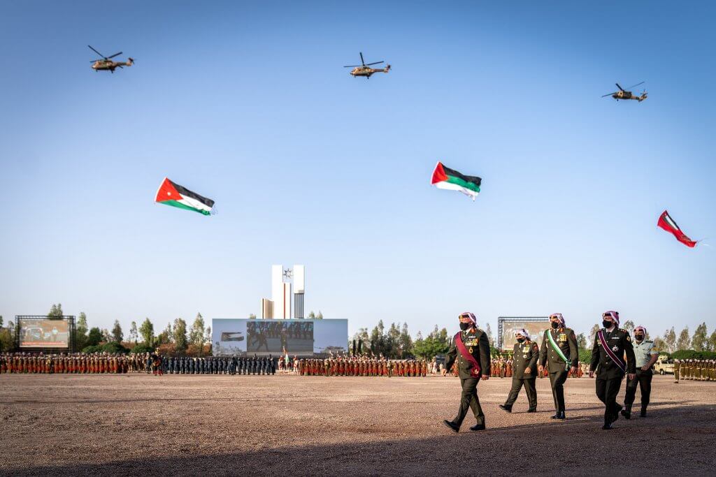 جلالة الملك عبدالله الثاني، القائد الأعلى للقوات المسلحة، يرعى، بحضور سمو الأمير الحسين بن عبدالله الثاني، ولي العهد، احتفال القوات المسلحة الأردنية - الجيش العربي والأجهزة الأمنية بمناسبة الذكرى المئوية لتأسيس الدولة الأردنية
