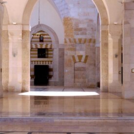 King-Hussein-bin-Talal-Mosque-5